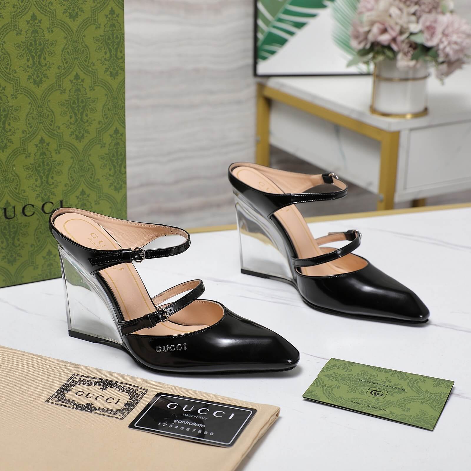 Gucci Black Patent Leather Double-Strap Wedge Mule Heels - Image 7
