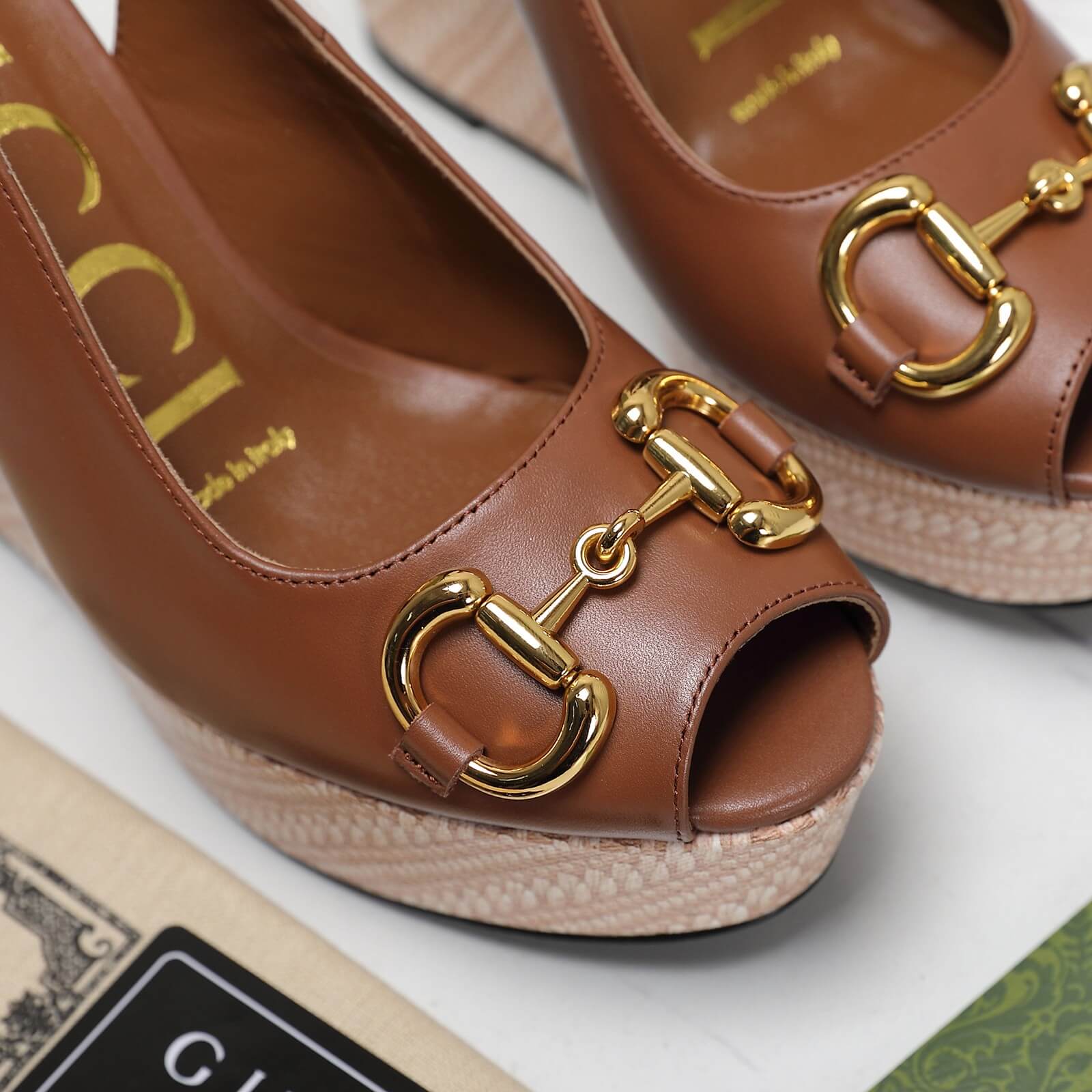 Gucci GG Wedge Platform in Brown Calfskin. - Image 5