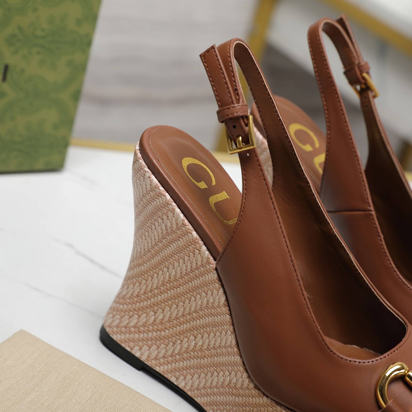 Gucci GG Wedge Platform in Brown Calfskin. - Image 9