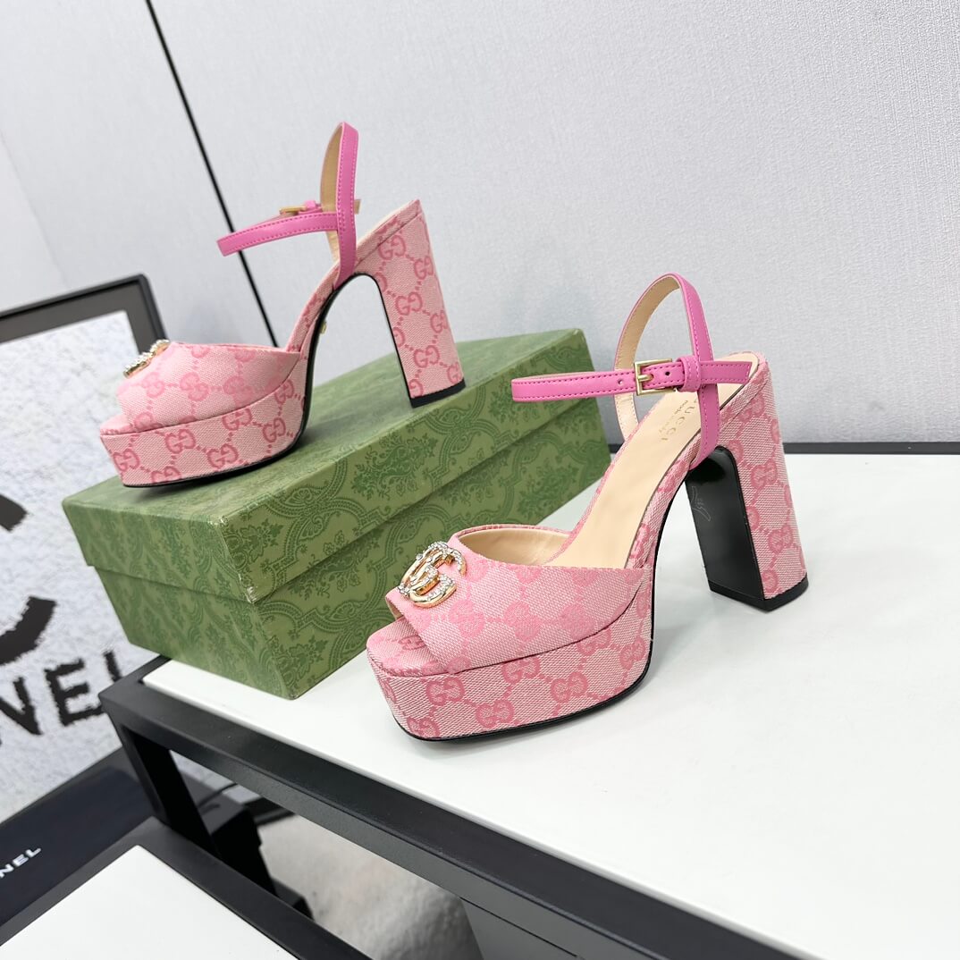 Gucci Metallic Chenille Jacquard-Knit Peep-Toe Platform Sandals in Pink - Image 5