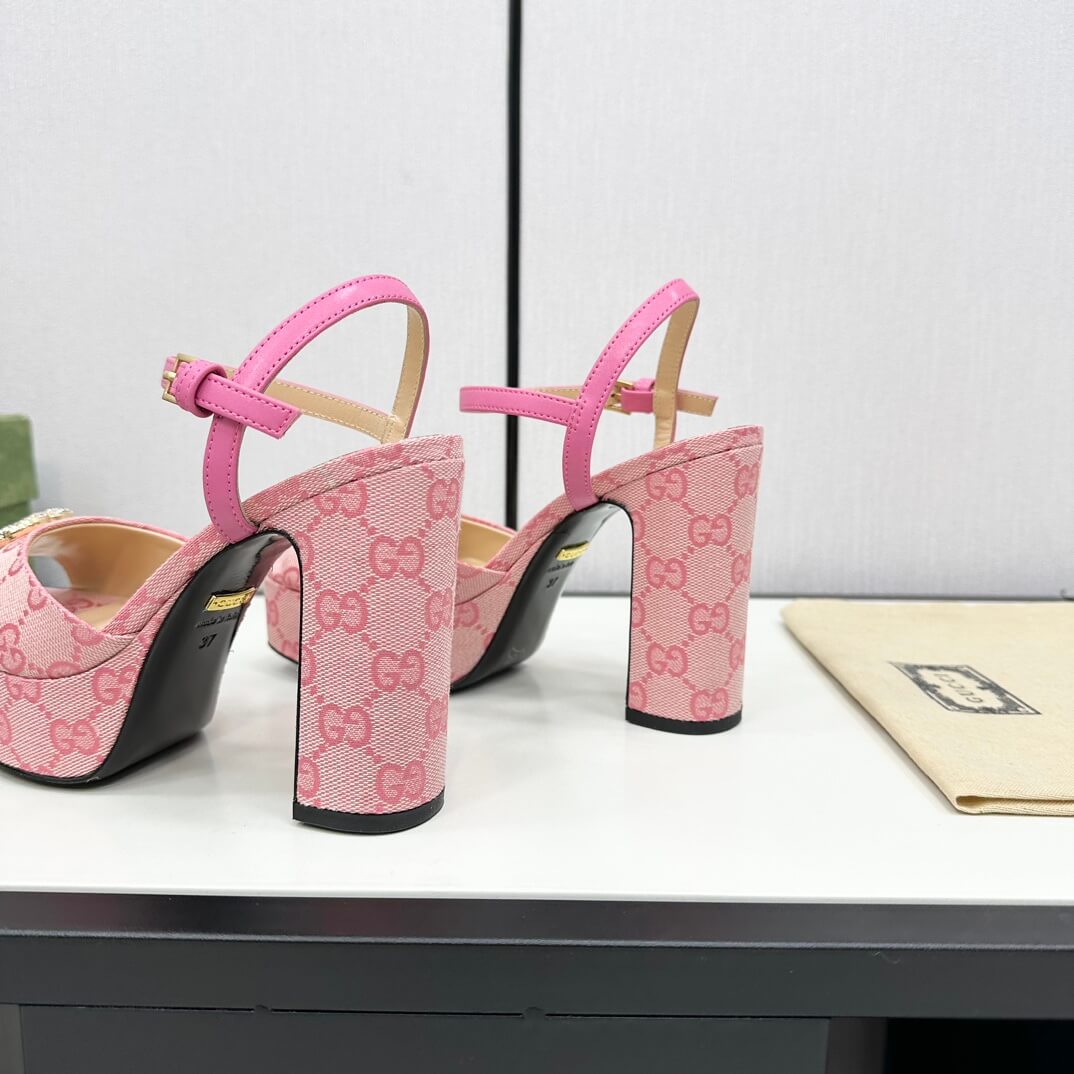 Gucci Metallic Chenille Jacquard-Knit Peep-Toe Platform Sandals in Pink - Image 4