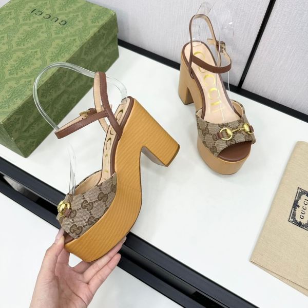 Gucci Plateau Metallic Button-Up Peep-Toe Platform Wedge Sandals in Brown Chenille Jacquard-Knit.