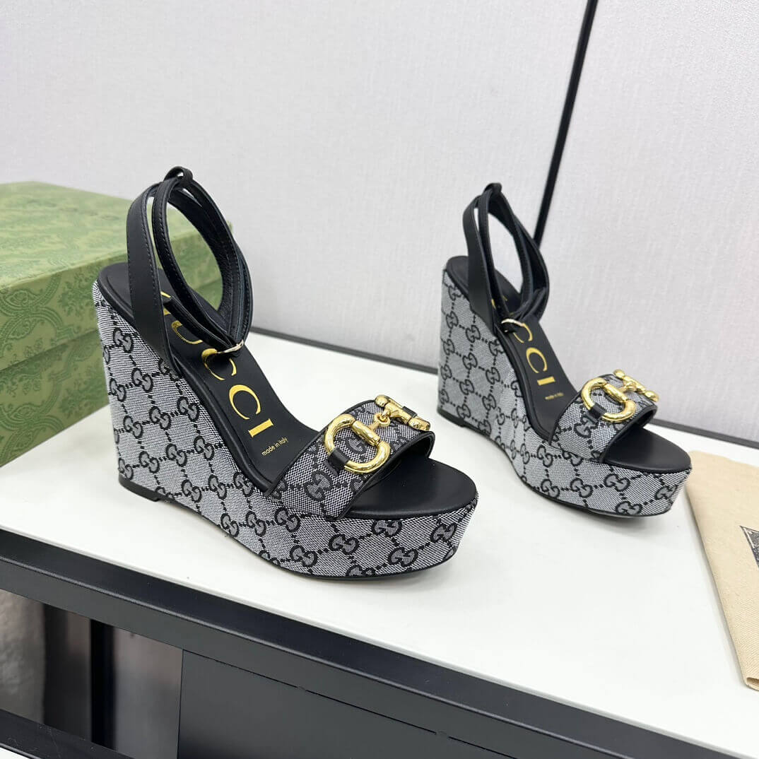 Gucci Women's High Wedge Platform Sandals with Ankle Strap, Exposed Toe, Jacquard Weave Pumps in Black & Grey - Image 3