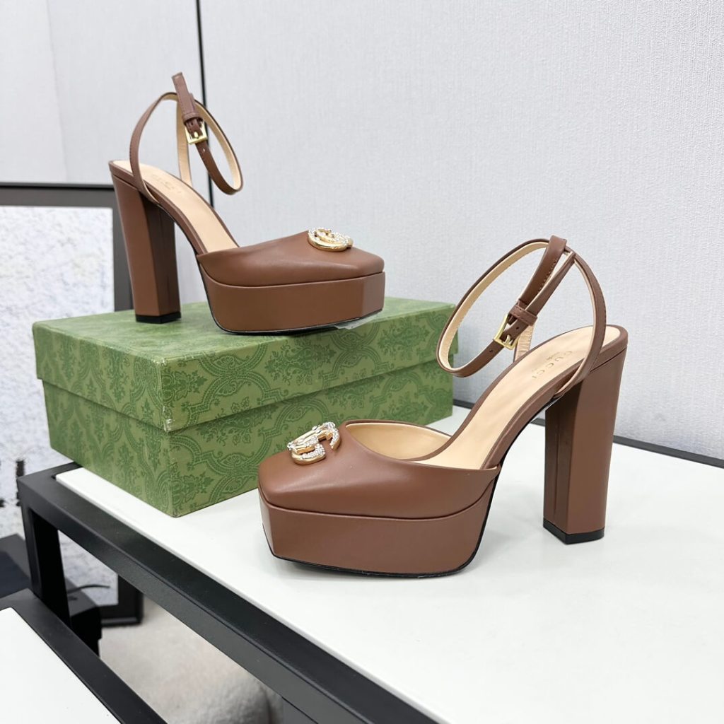 Gucci Women's Platform Pump with Double G in Brown Leather