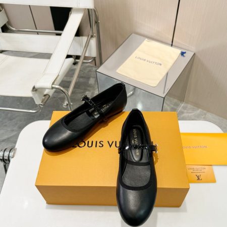 Louis Vuitton Babies Ballerina in Black Leather