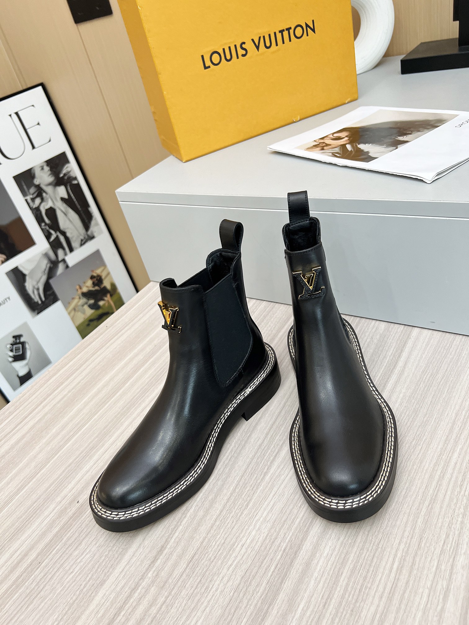 Louis Vuitton Beaubourg Ankle Boot in Black Calf Leather - Image 3