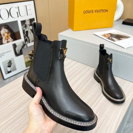 Louis Vuitton Beaubourg Ankle Boot in Black Calf Leather