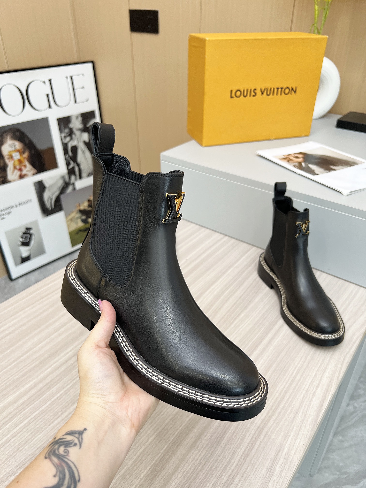 Louis Vuitton Beaubourg Ankle Boot in Black Calf Leather