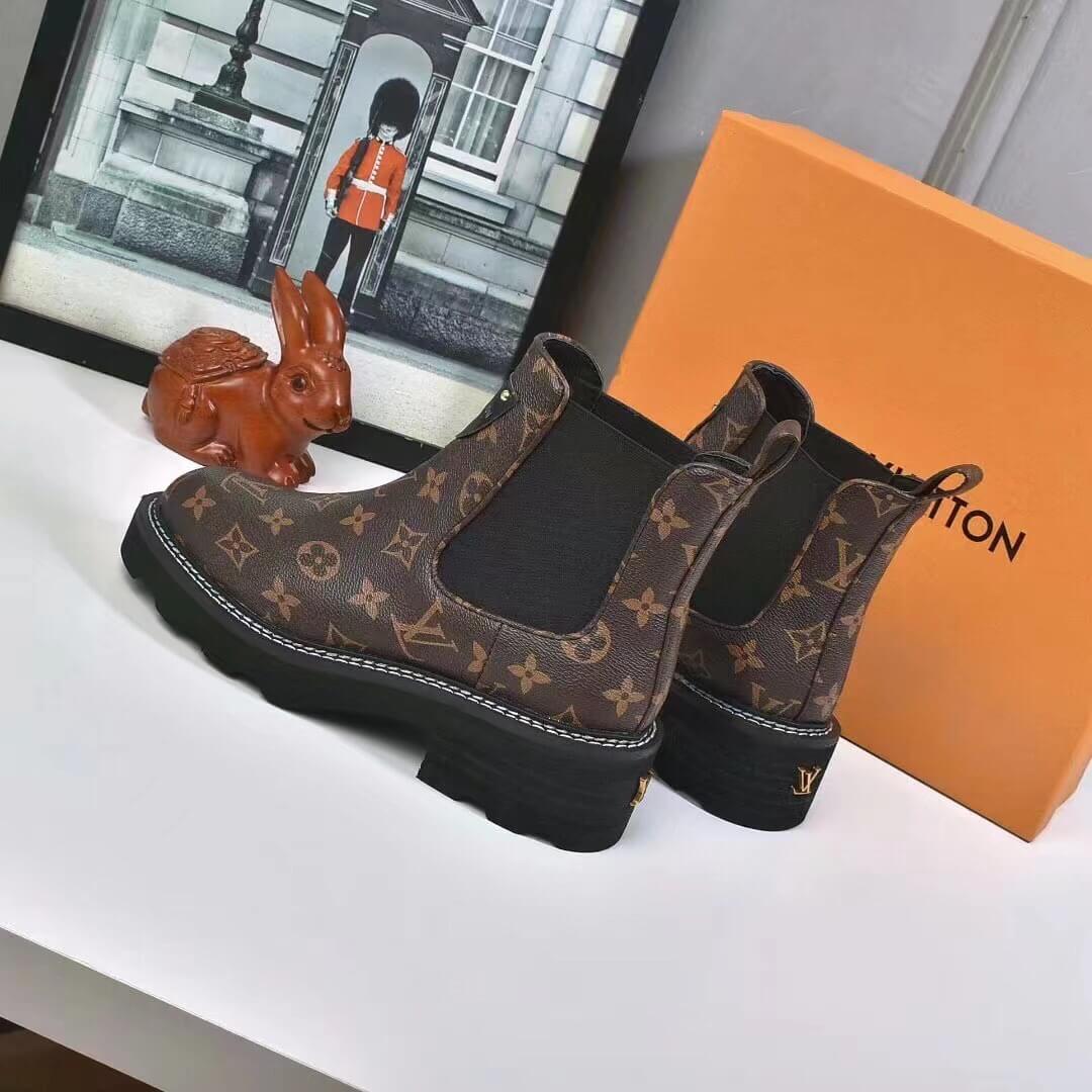 Louis Vuitton Beaubourg Monogram Ankle Boot – Brown Canvas Elegance - Image 6