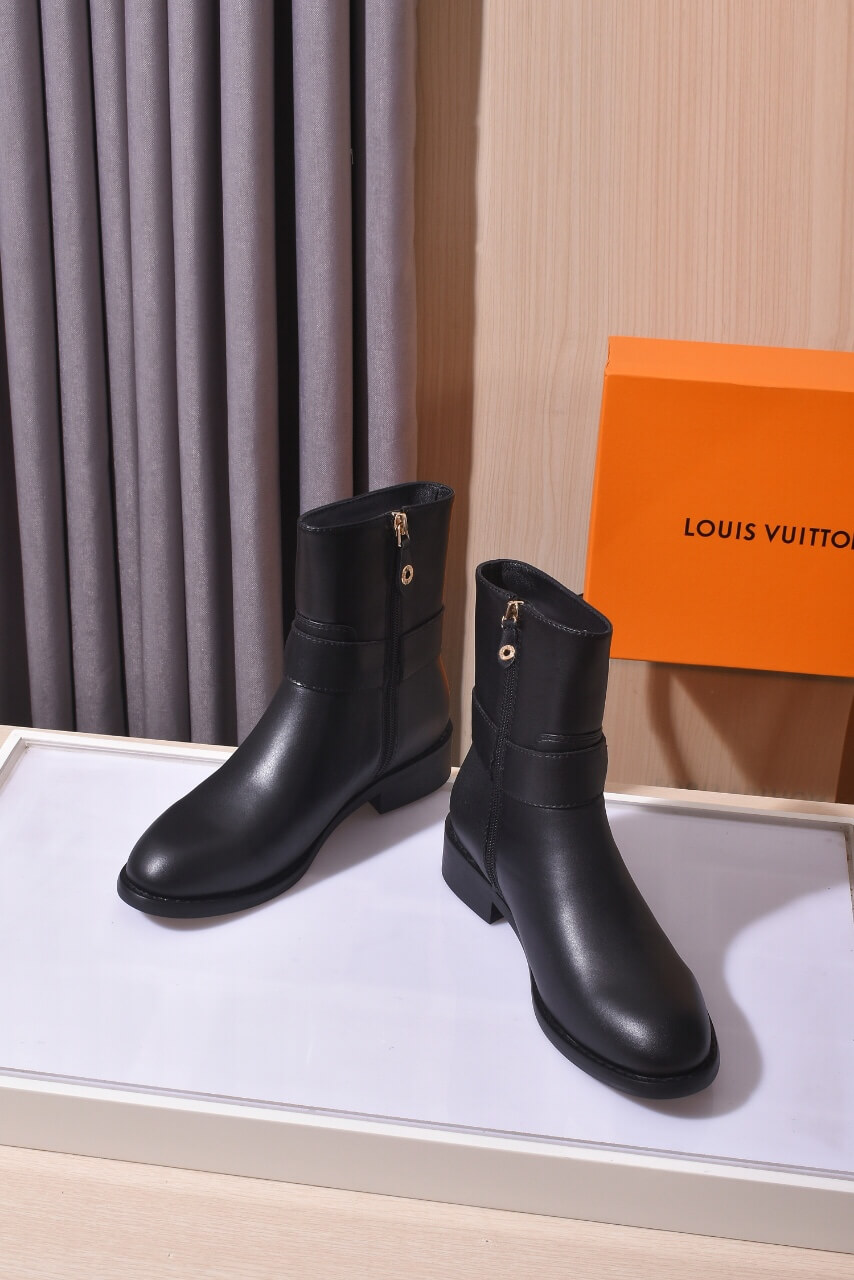 Louis Vuitton Bota Westside Flat Ankle Boot in Black - Image 6