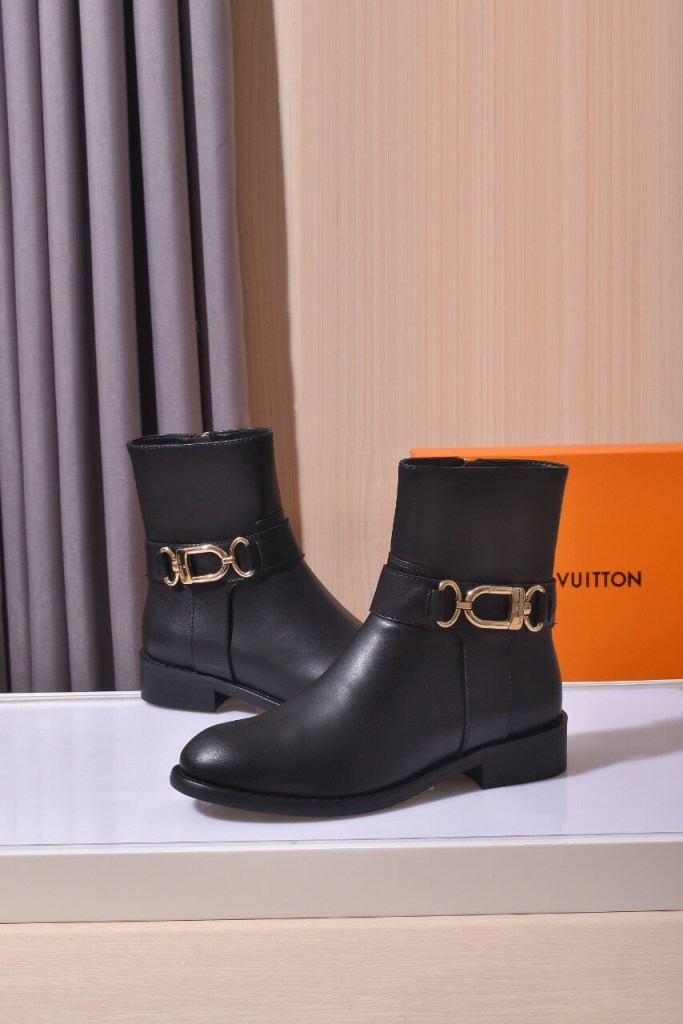 Louis Vuitton Bota Westside Flat Ankle Boot in Black