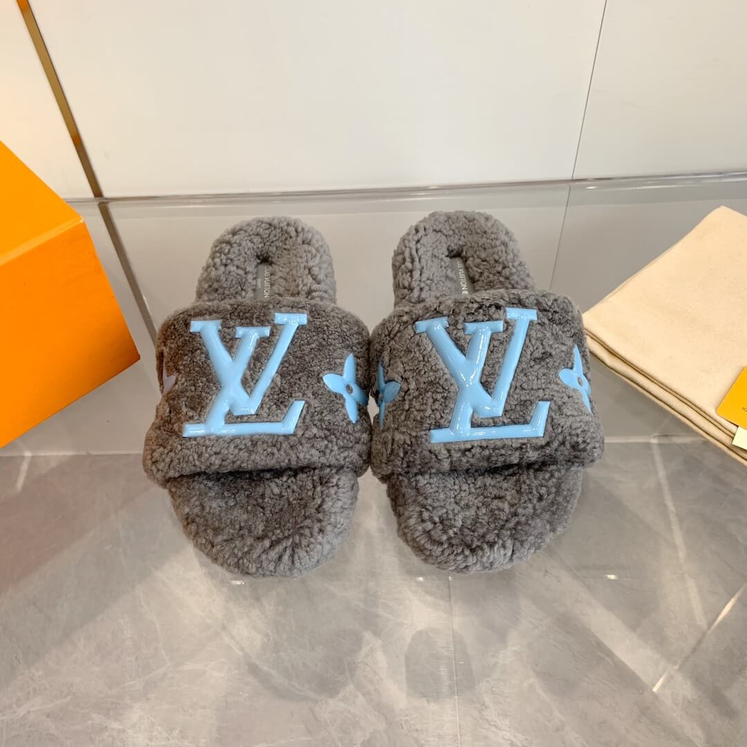 Louis Vuitton Pool Pillow Flat Mule in Grey with Blue LV Embellishments - Image 9