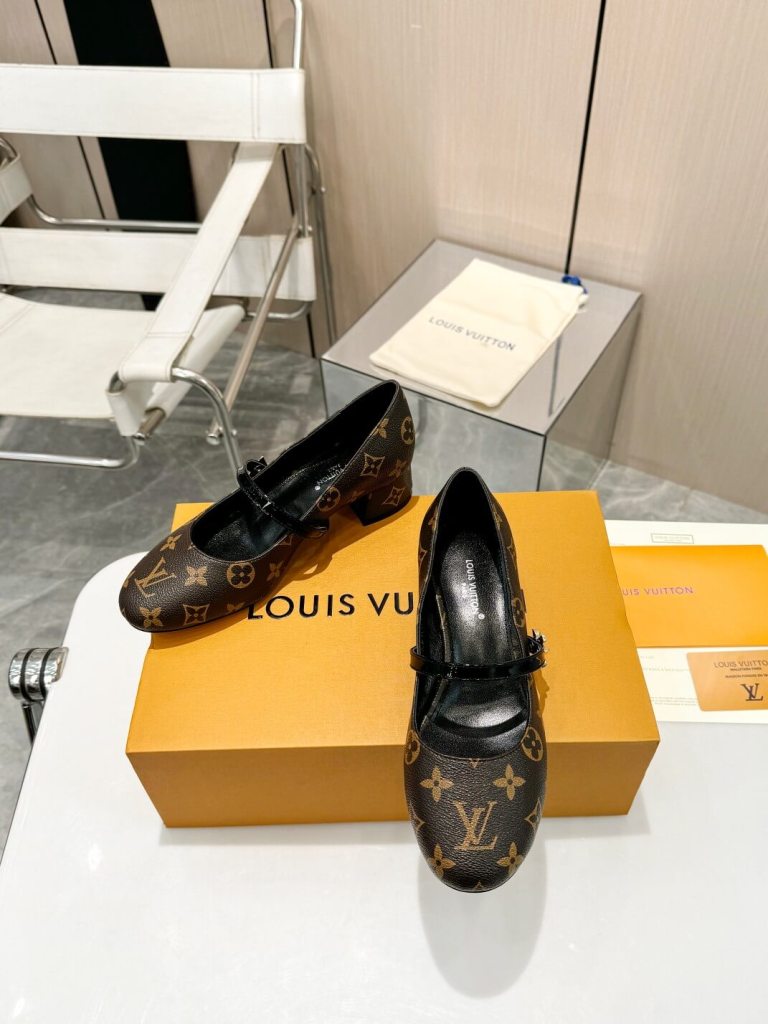 Louis Vuitton Revival Pump in Iconic Monogram Canvas