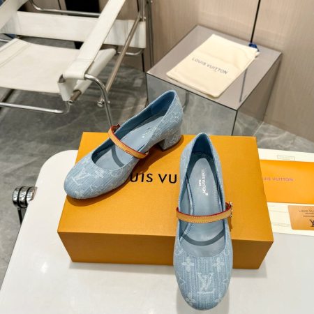 Louis Vuitton Revival Pump in Monogram Denim