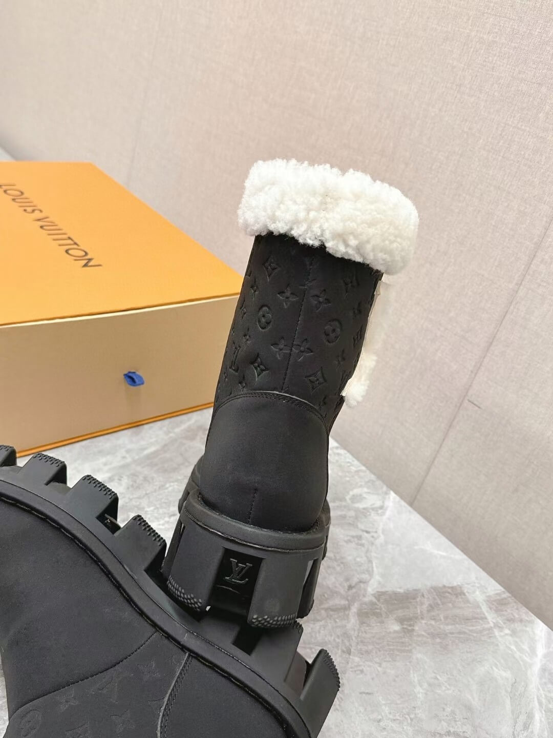 Louis Vuitton Snowdrop Flat Ankle Boot - Cognac Black Suede & Shearling - Image 7