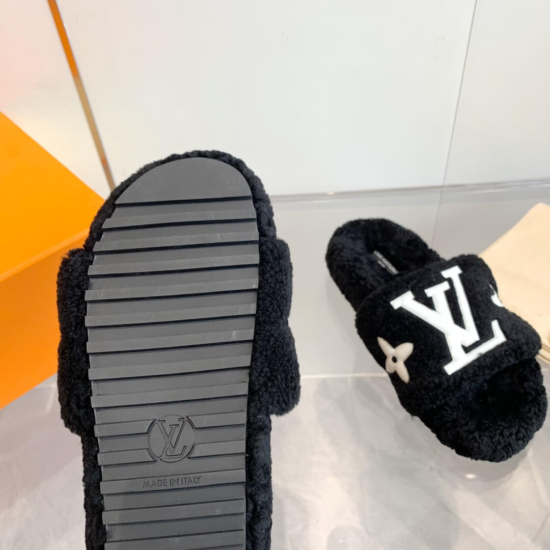 Louis Vuitton Sunset Comfort Flat Mule in black - Image 7