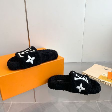 Louis Vuitton Sunset Comfort Flat Mule in black