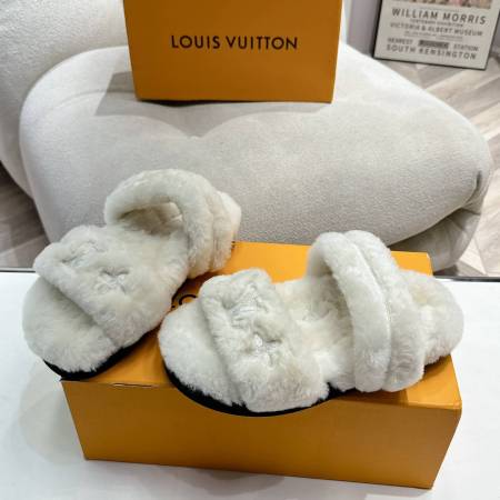Louis Vuitton V Sunset Comfort Flat Mule - Ivory Shearling