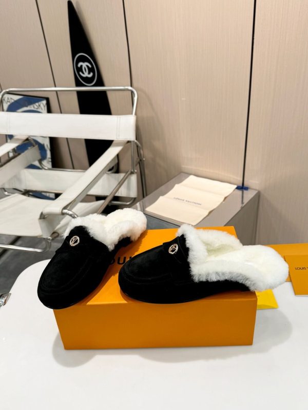 Louis Vuitton Women's Paseo Flat Comfort Sandals in Black Suede