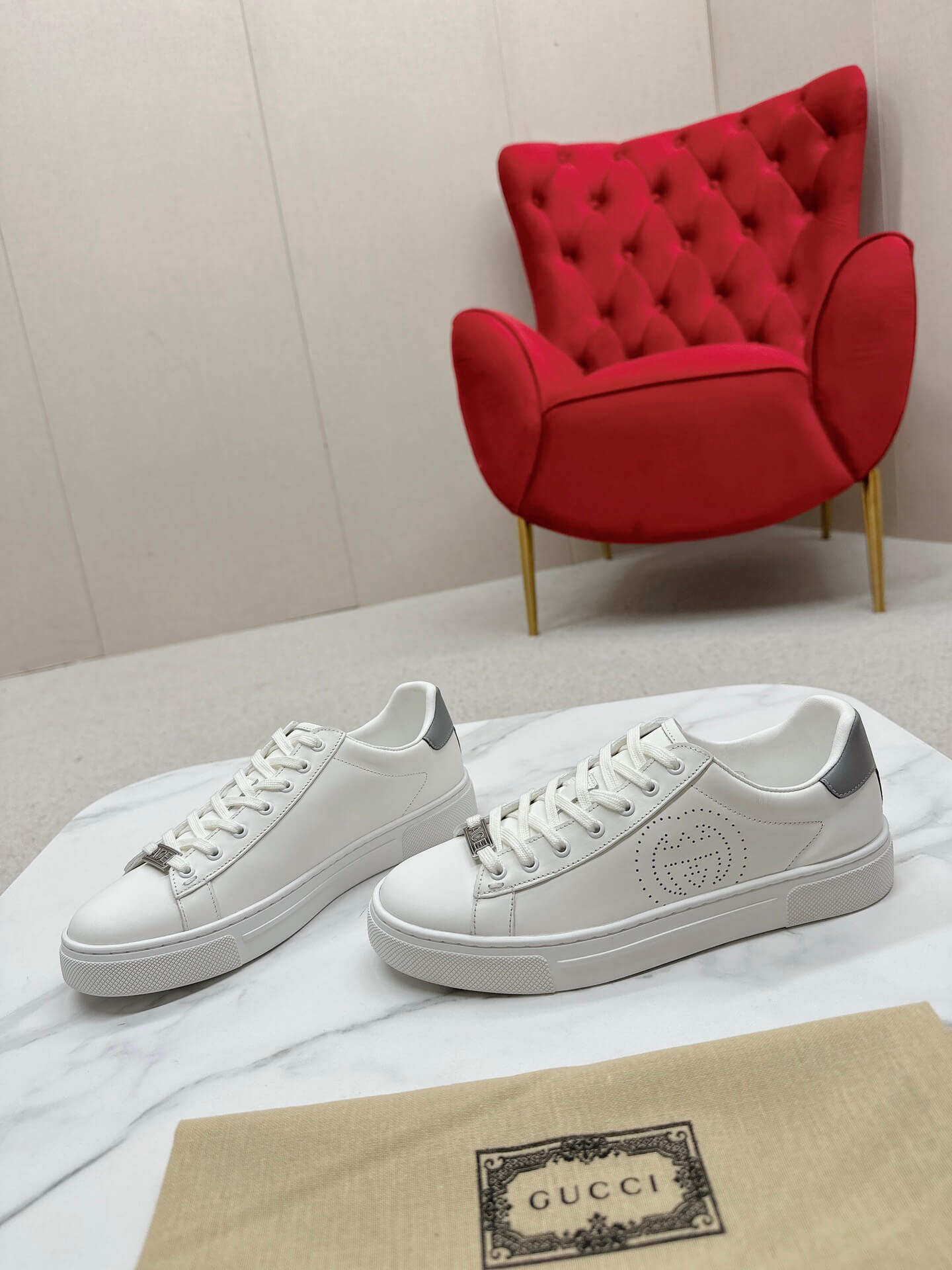 Gucci Ace White Leather Grey Detail Trainer with Interlocking G