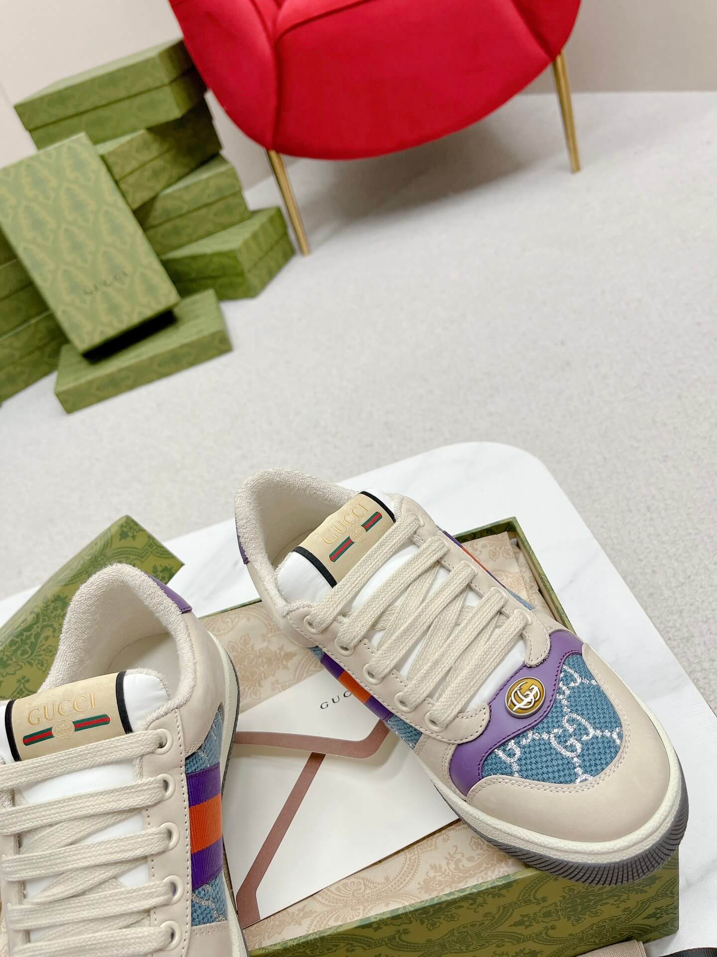 Gucci Screener Beige Leather and Blue GG Canvas Trainer - Image 4