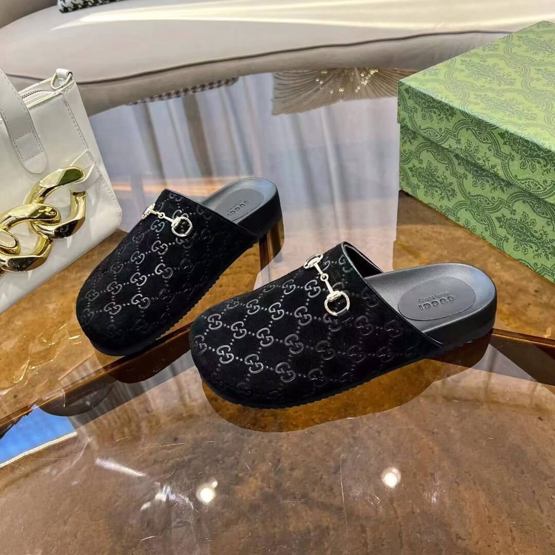 Gucci Women's Black GG Suede Horsebit Slipper - Image 7