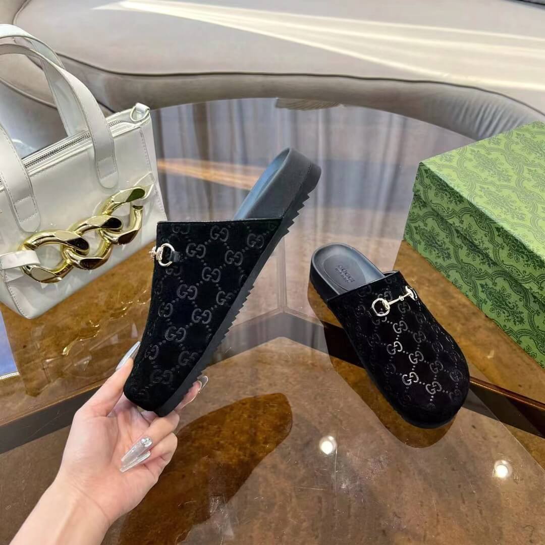 Gucci Women's Black GG Suede Horsebit Slipper - Image 6