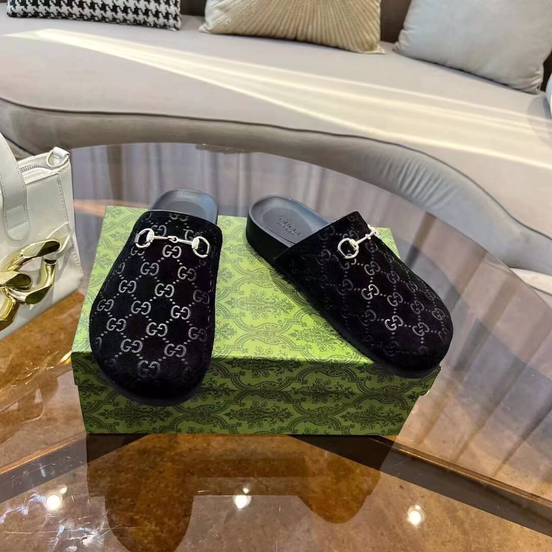 Gucci Women's Black GG Suede Horsebit Slipper - Image 3