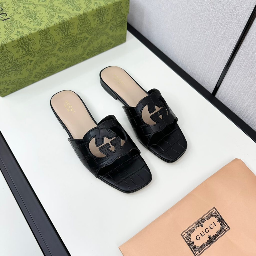 Gucci Women's Black Alligator Skin Cutout Interlocking G Slide Sandal