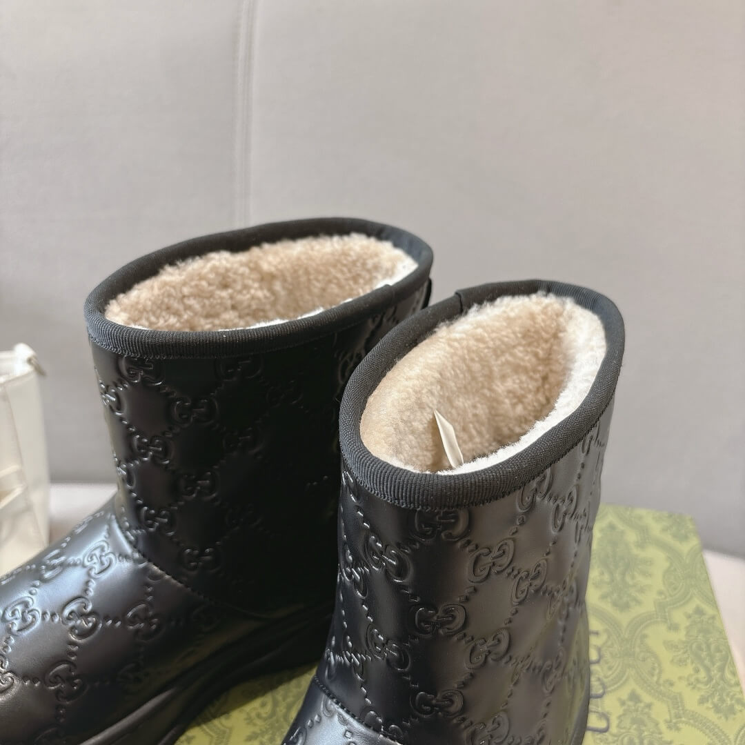 Gucci Women's Black GG Embossed Leather Boot - Image 9