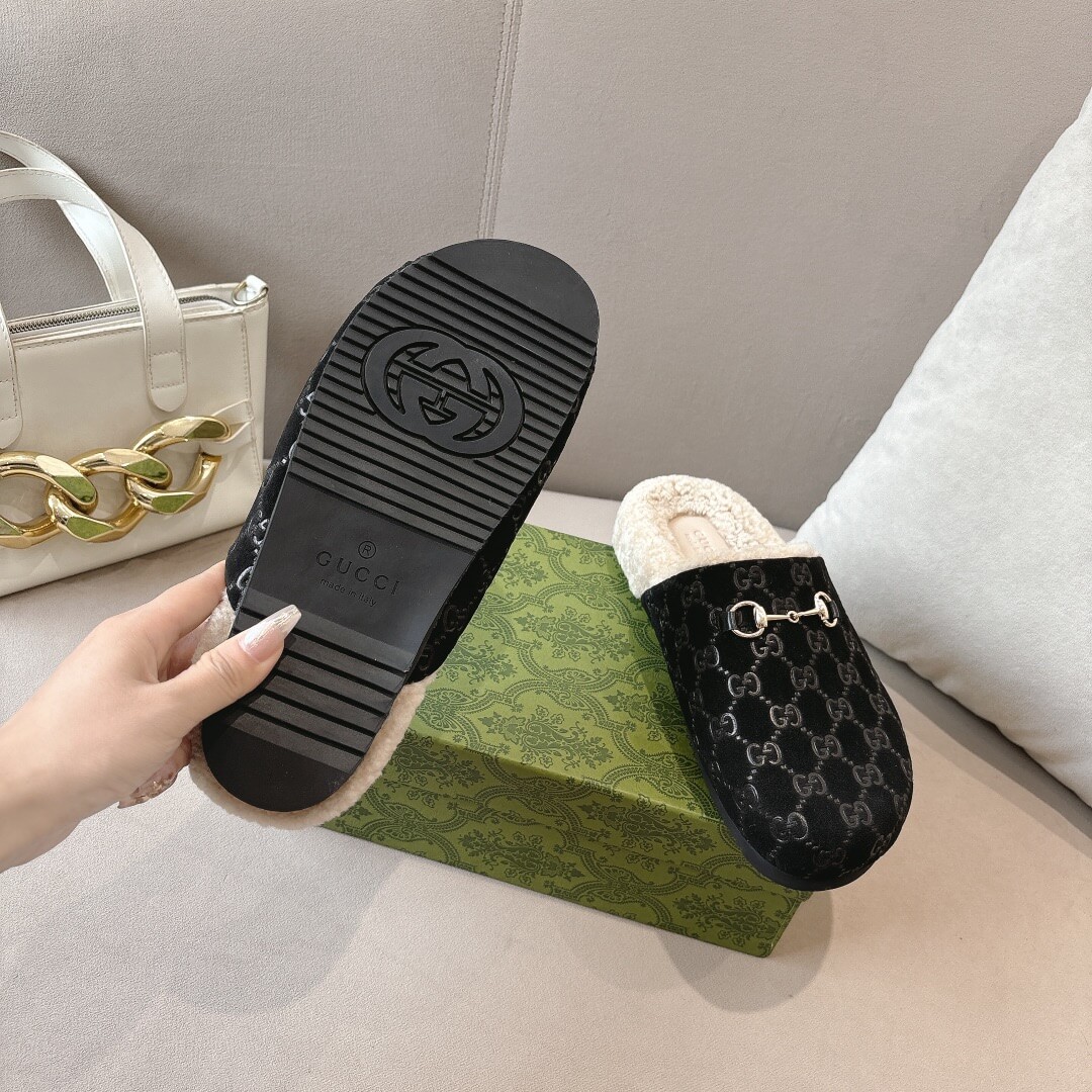 Gucci Women's Black GG Suede Horsebit Mule - Image 10