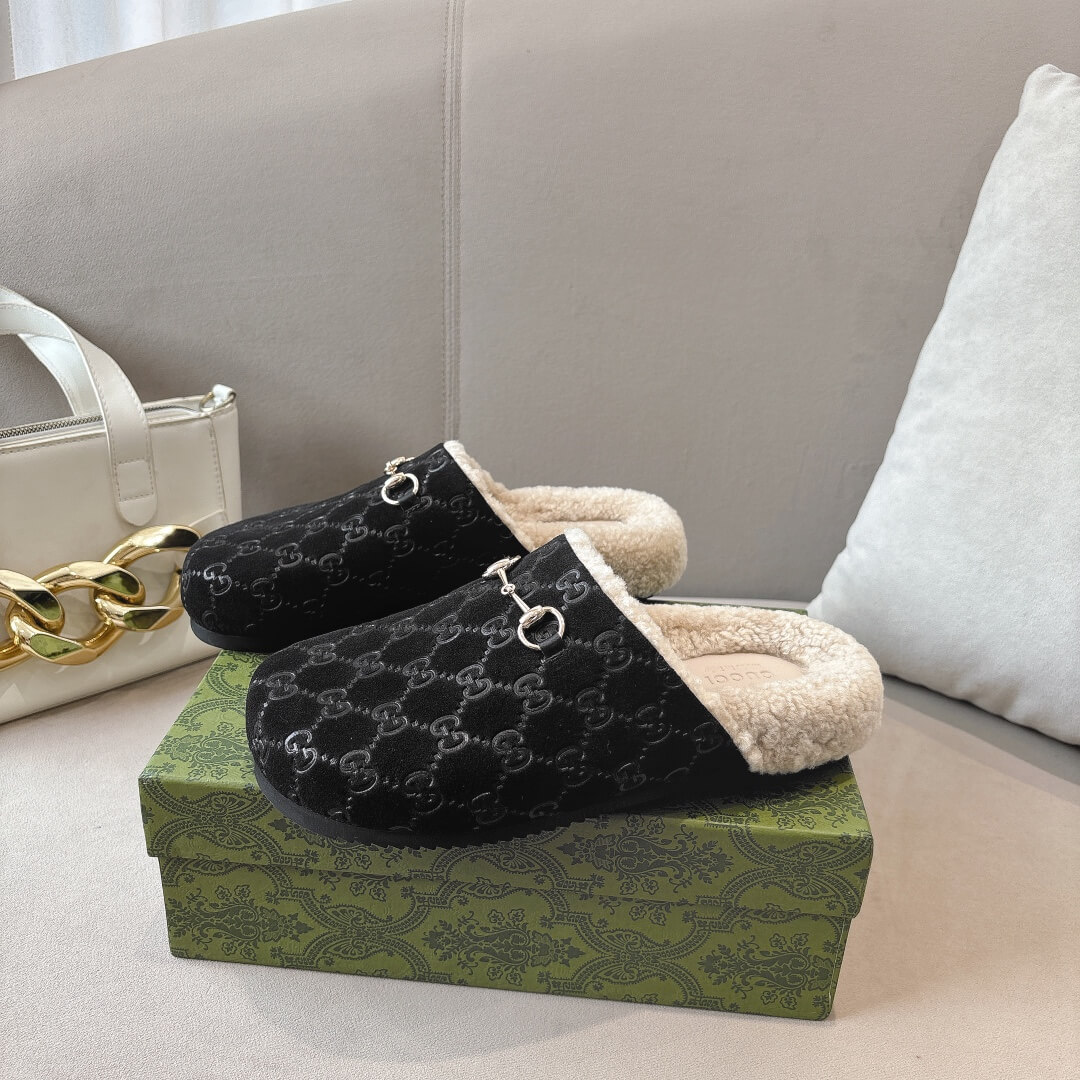 Gucci Women's Black GG Suede Horsebit Mule - Image 7