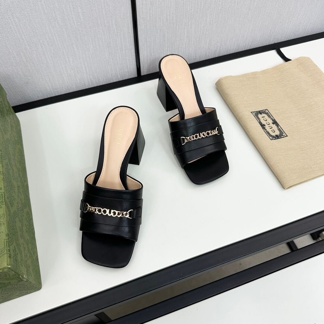 Gucci Women's Black Leather Signoria Slide Sanda - Image 8