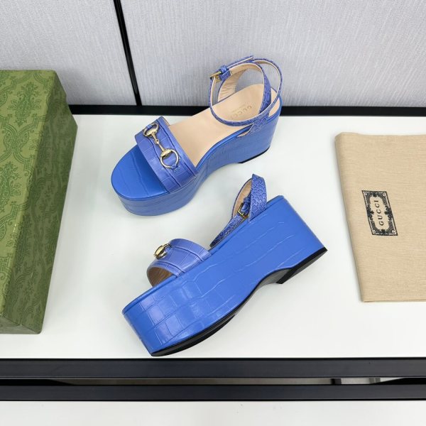 Gucci Women's Blue Alligator Leather Horsebit Platform Sandal