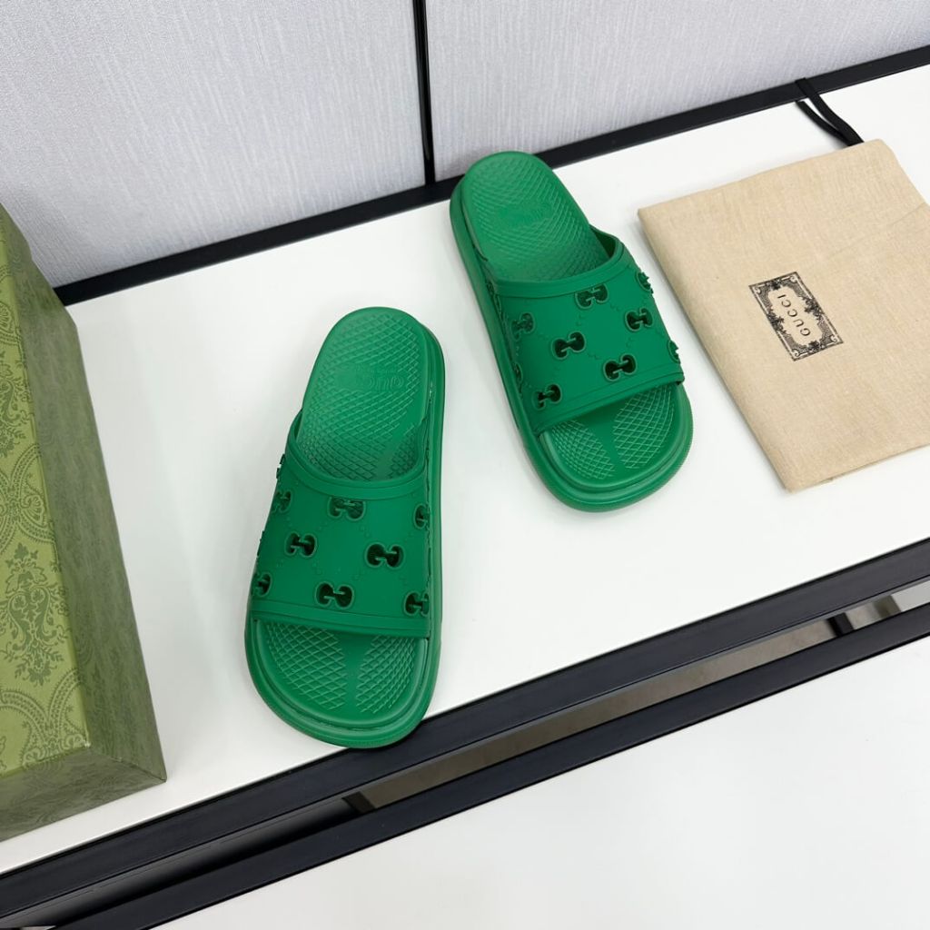 Gucci Women's Green Rubber GG Slide Sandal