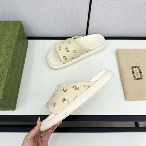 Gucci Women's Cream Rubber GG Slide Sandal