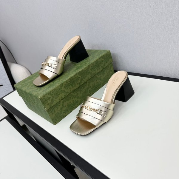 Gucci Women's Gold Leather Signoria Slide Sandal