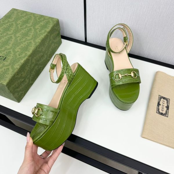Gucci Women's Green Alligator Skin Horsebit Platform Sandal