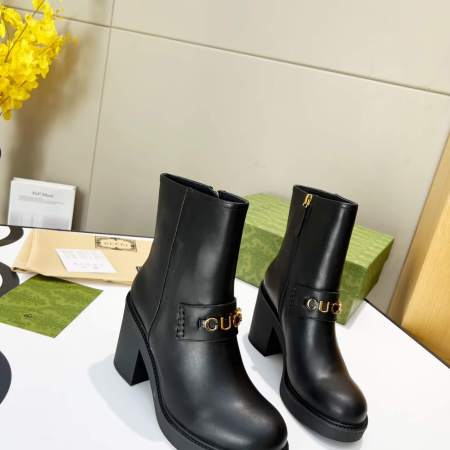 Gucci Women's GUCCI Logo Black Leather Mid-Heel Ankle Boot