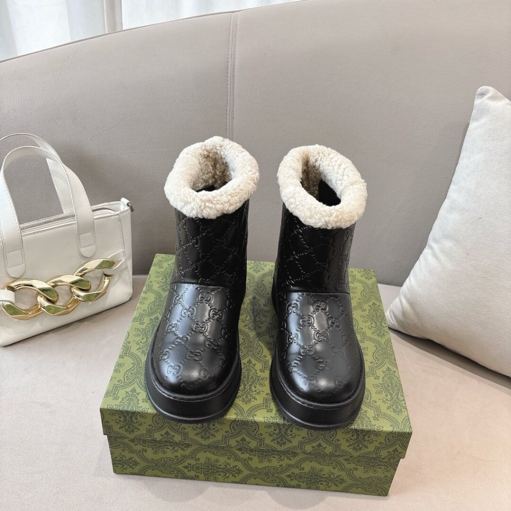 Gucci Women's Black GG Leather Boot with Merinos Trim