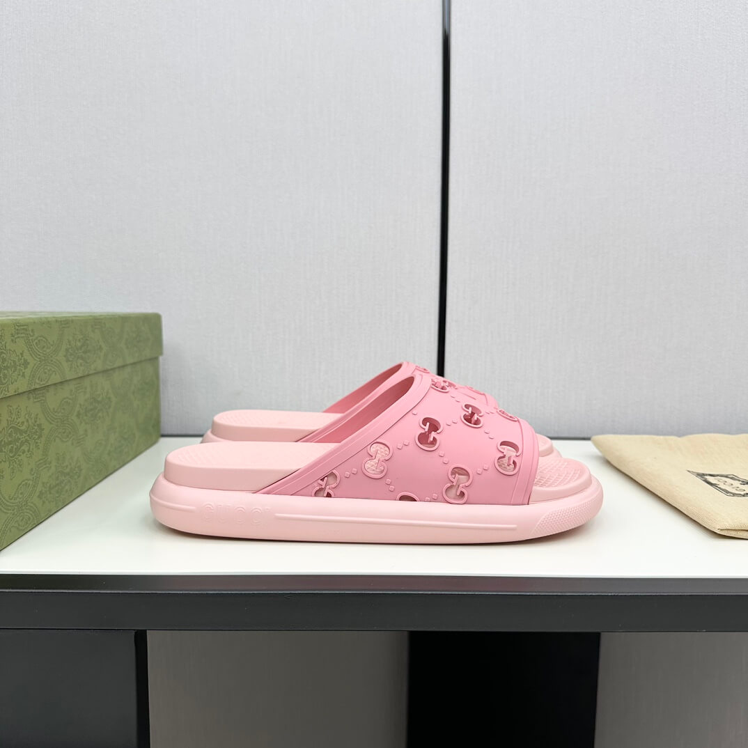 Gucci Women's Pink Rubber GG Sandal - Image 9