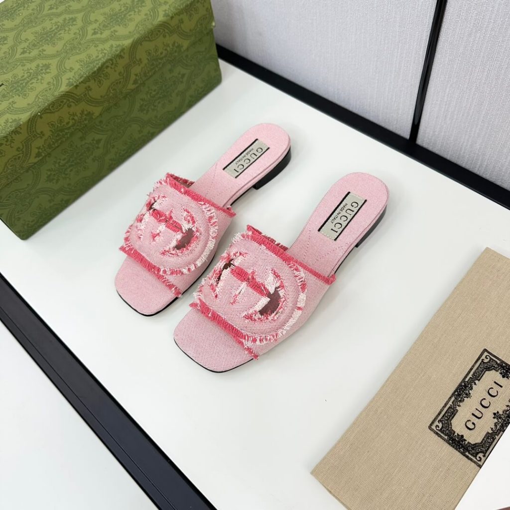 Gucci Women's Pink Denim Interlocking G Slide Sandal