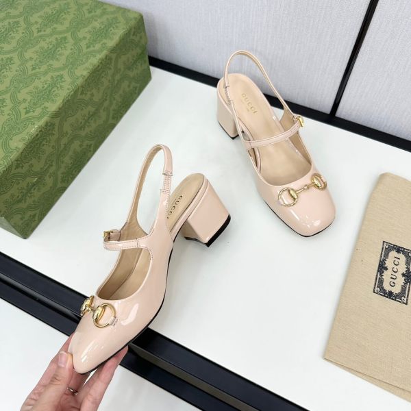 Gucci Women's Rose Beige Patent Leather Mid-Heel Horsebit Pump