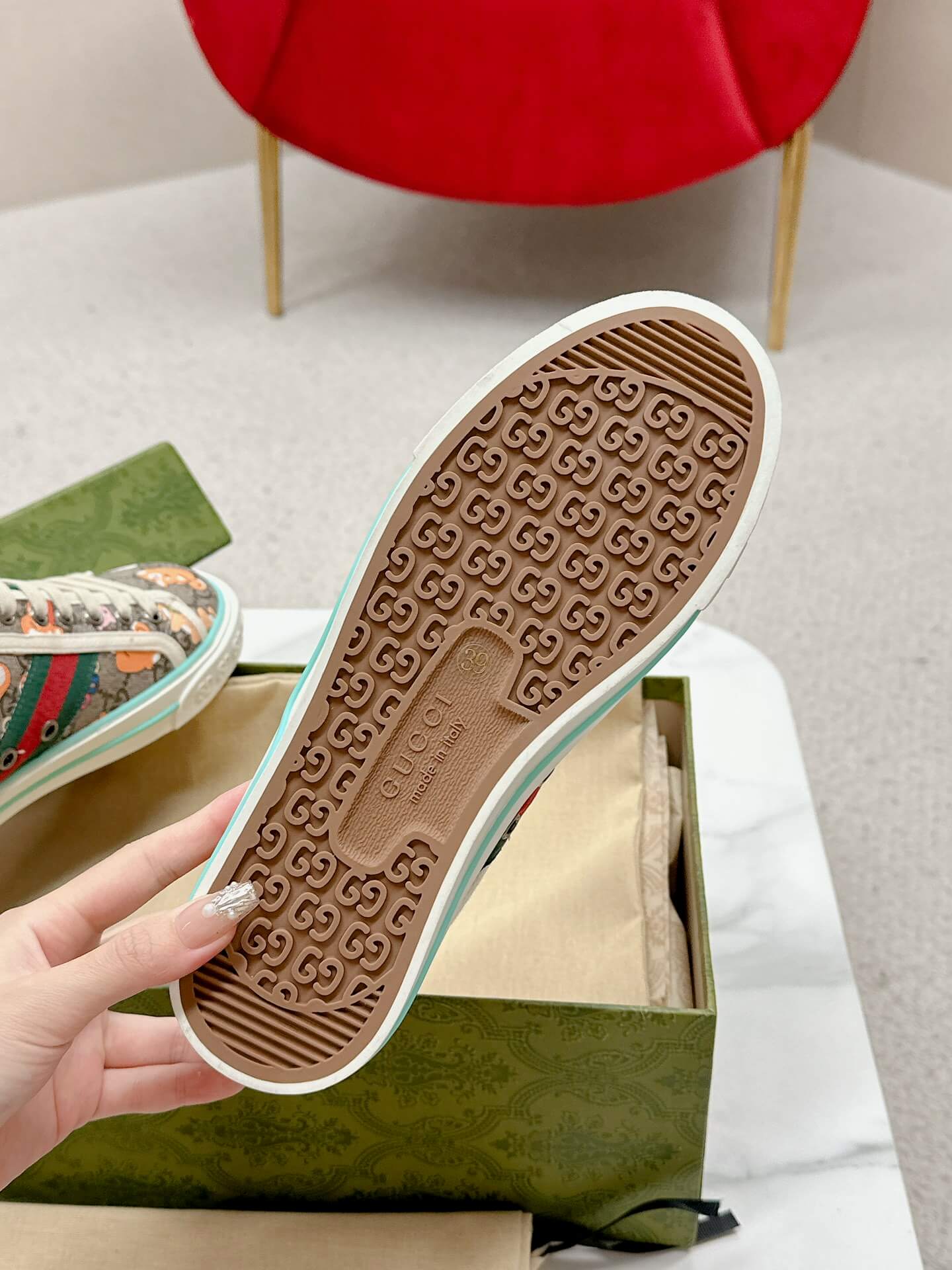 Gucci Women's Tennis 1977 Trainer with Toon Print - Image 8