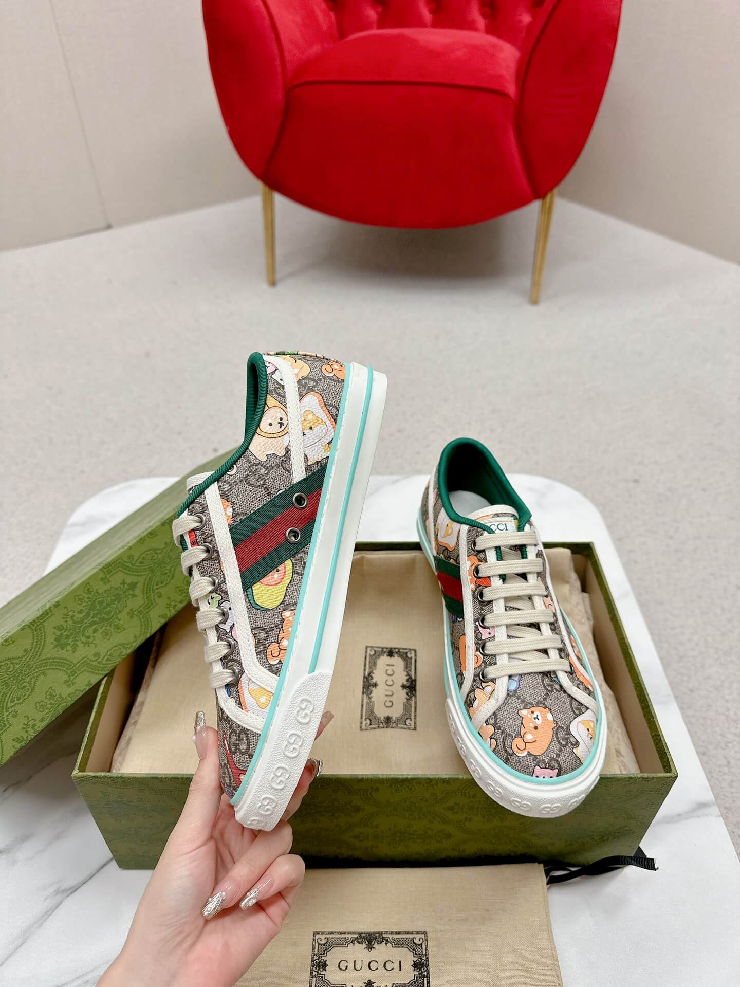 Gucci Women's Tennis 1977 Trainer with Toon Print - Image 4