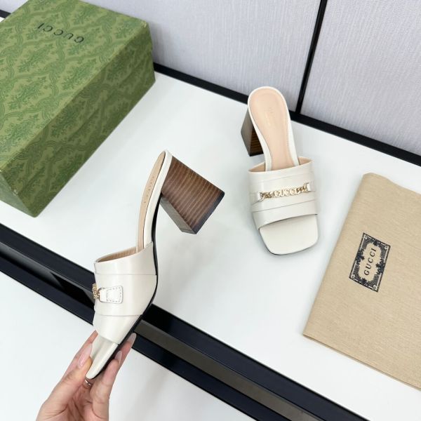 Gucci Women's White Leather Signoria Slide Sandal