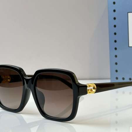 Autre Marque Gucci Interlocking G Sunglasses GG0096S – Black, Havana & Pink Lenses