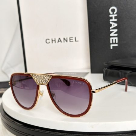 Chanel 95730S Aviator Sunglasses – Luxe Crystal-Embellished Elegance - Image 10