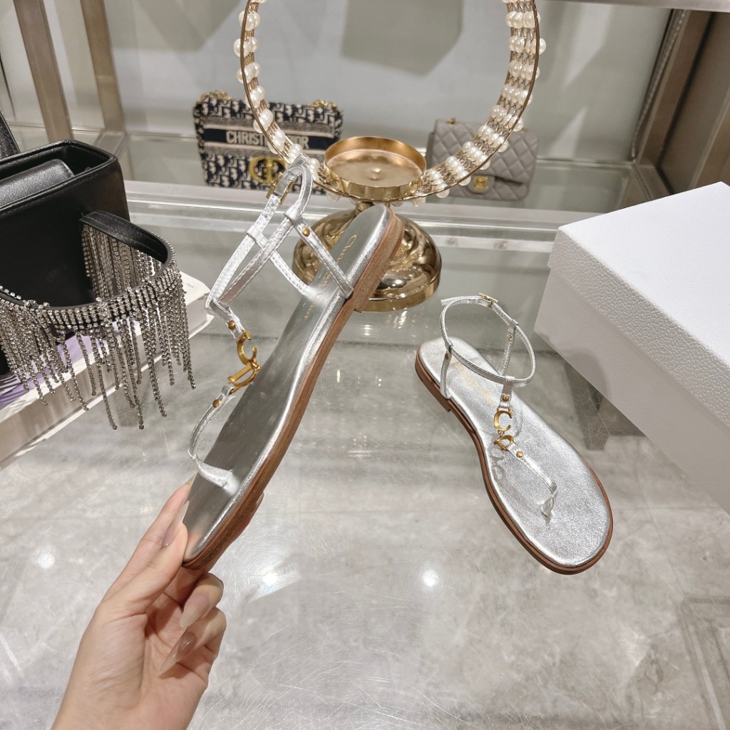 Dioriviera C'est Dior Thong Sandals Silver Calfskin.