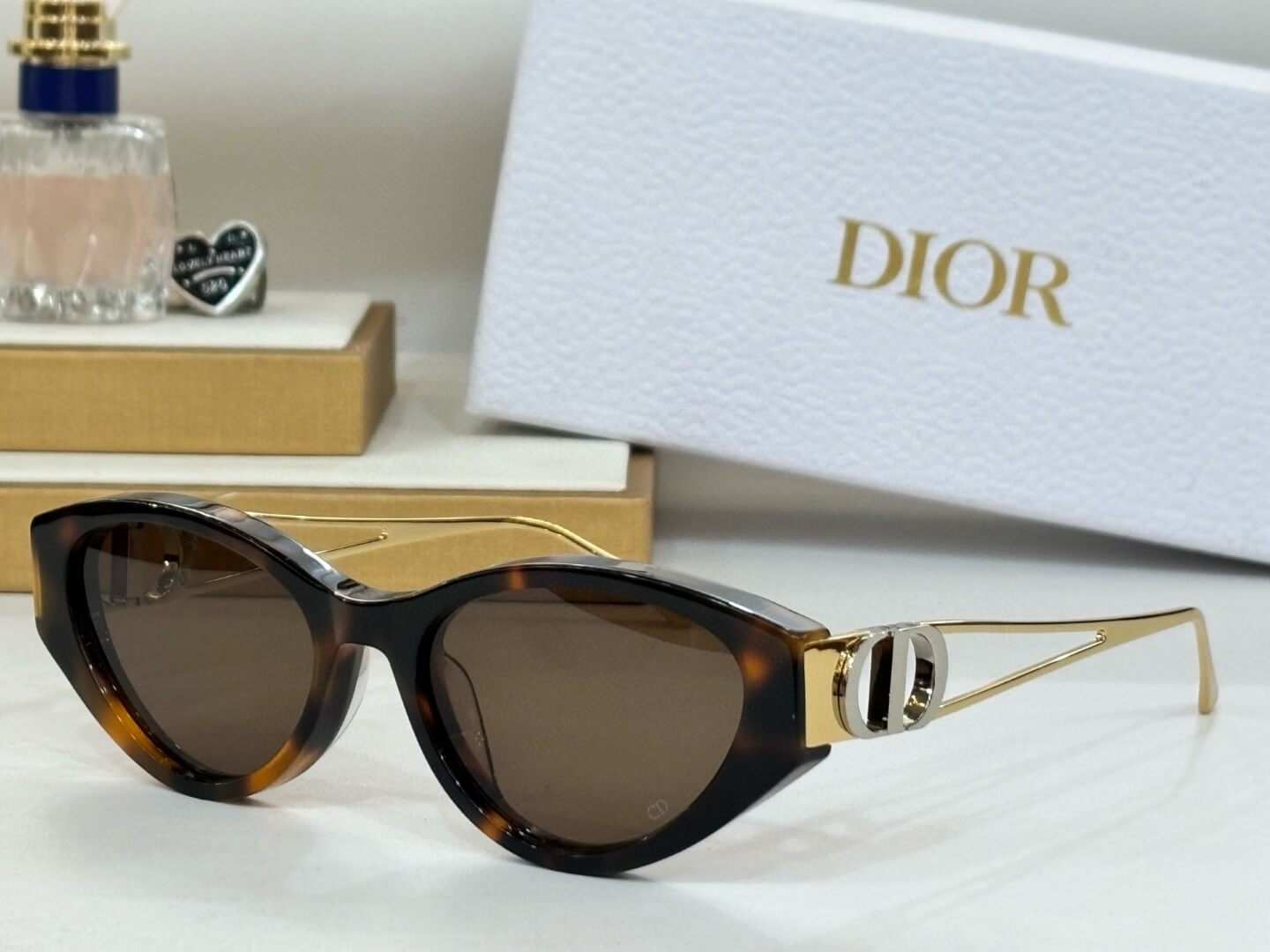 Dior 30Montaigne B6I Cat Eye Women Sunglasses